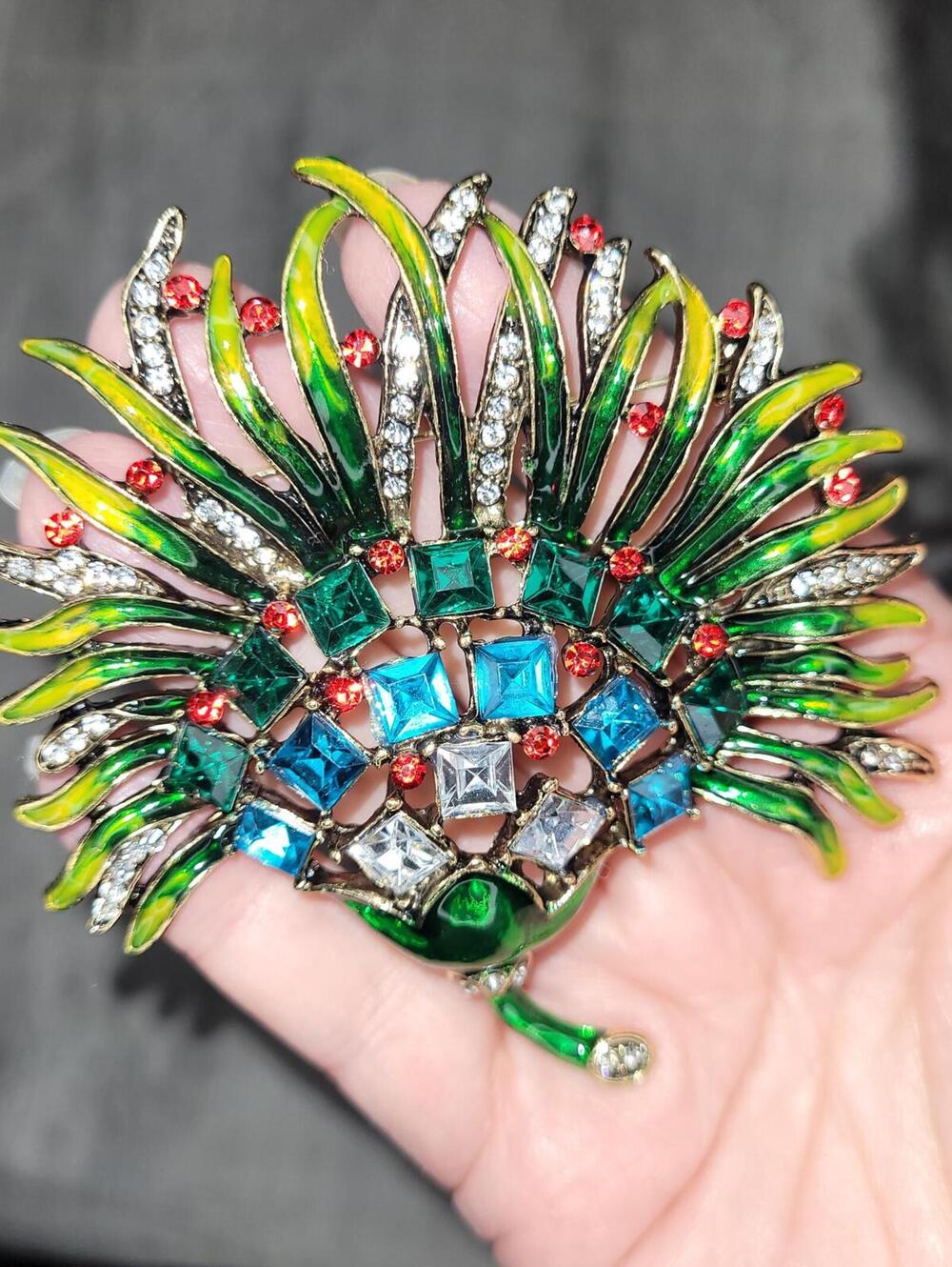 Exotic Flower Rhinestone Brooch - Picture 3 of 3
